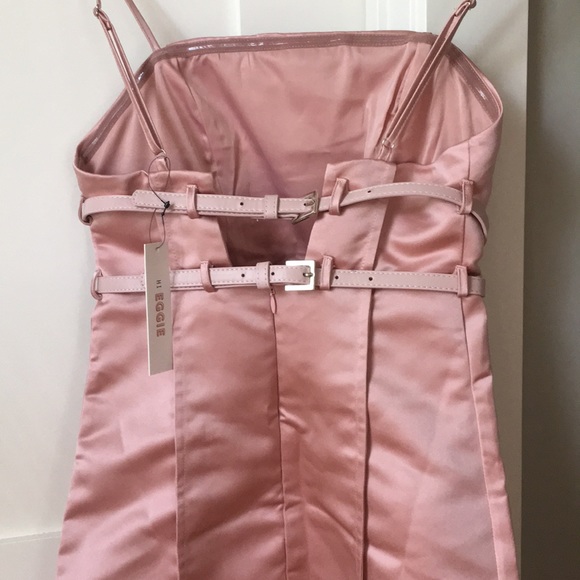 Pink Eggie dress - Picture 2 of 2